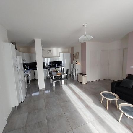 Appartement Gournay-Sur-Marne Екстериор снимка